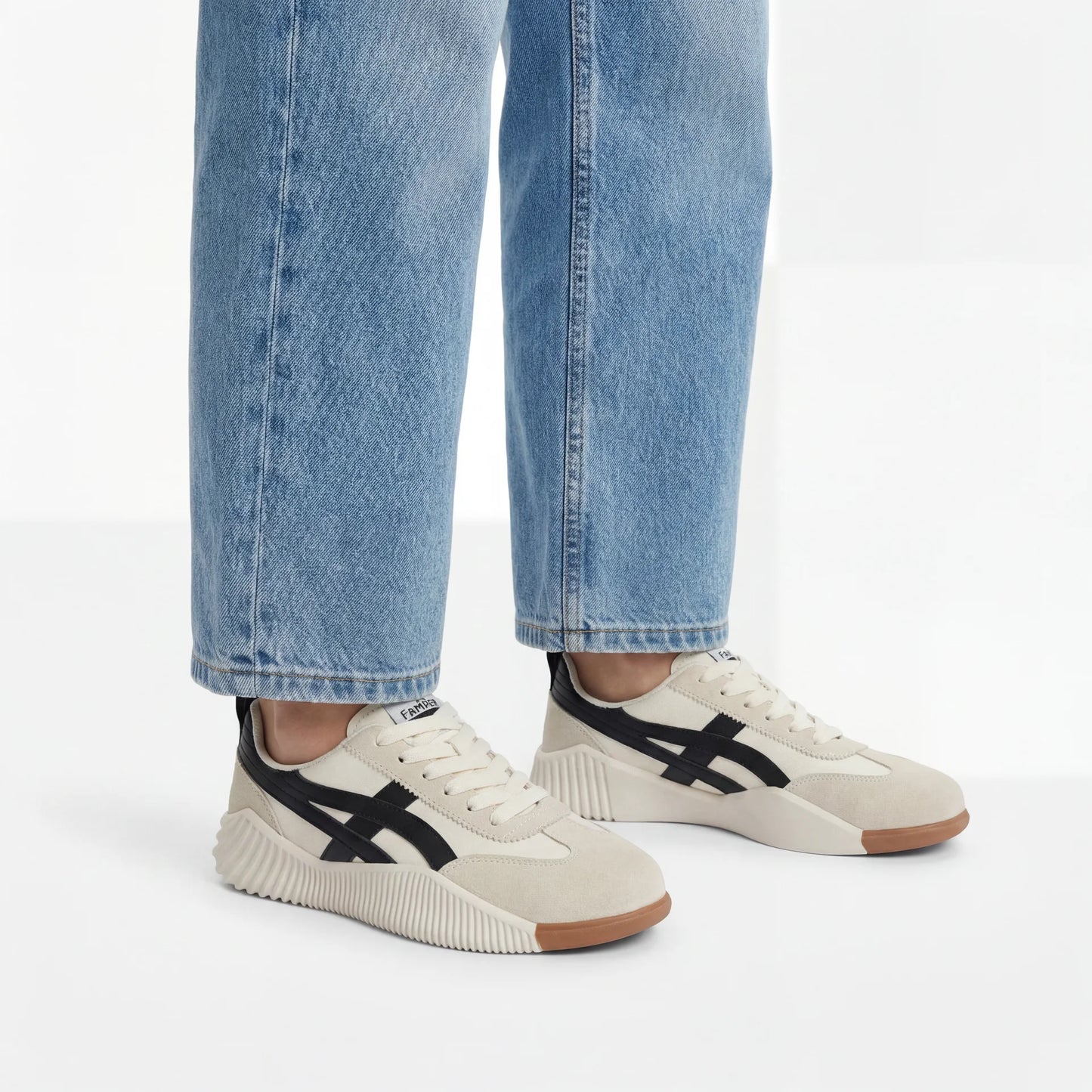 أحذية طبية: الراحة والأناقة لقدمك 